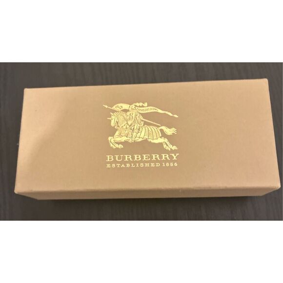 Burberry Sunglasses Box Only - Picture 1 of 4